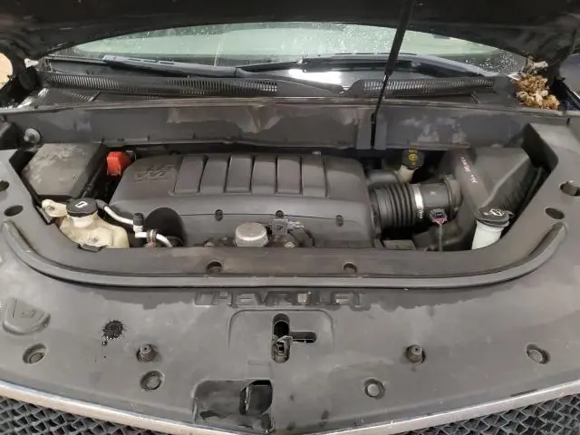 2011 CHEVROLET TRAVERSE LS  