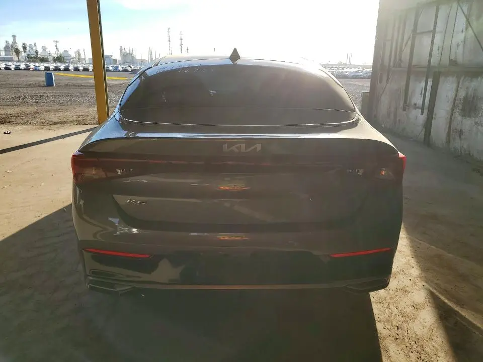 2022 KIA K5 LXS  