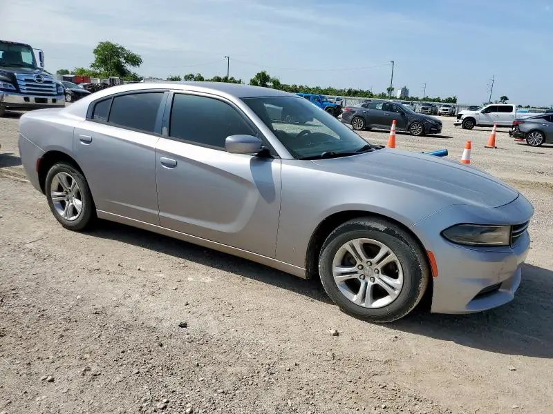 2015 DODGE CHARGER SE  