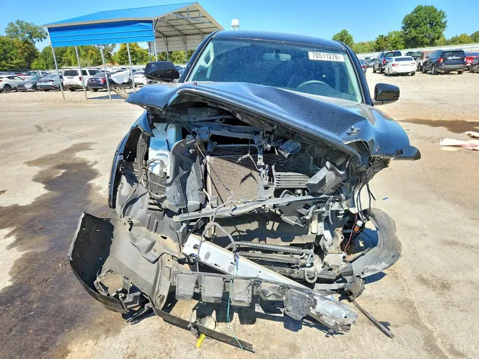 2017 TOYOTA TACOMA SR5 V6  