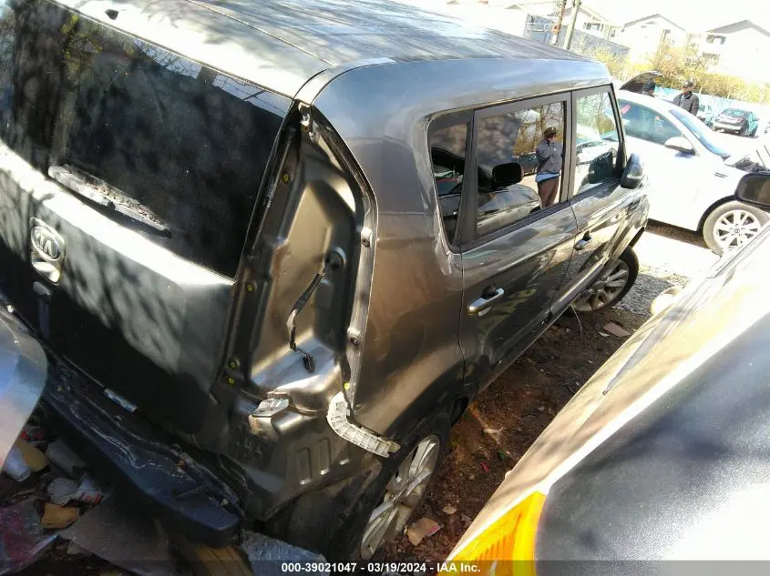 2013 KIA SOUL +