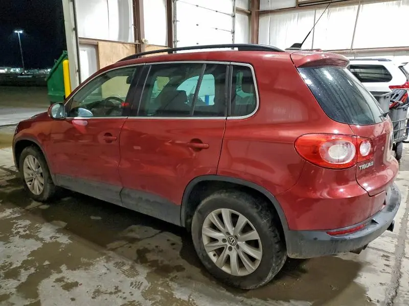 2010 VOLKSWAGEN TIGUAN SE  