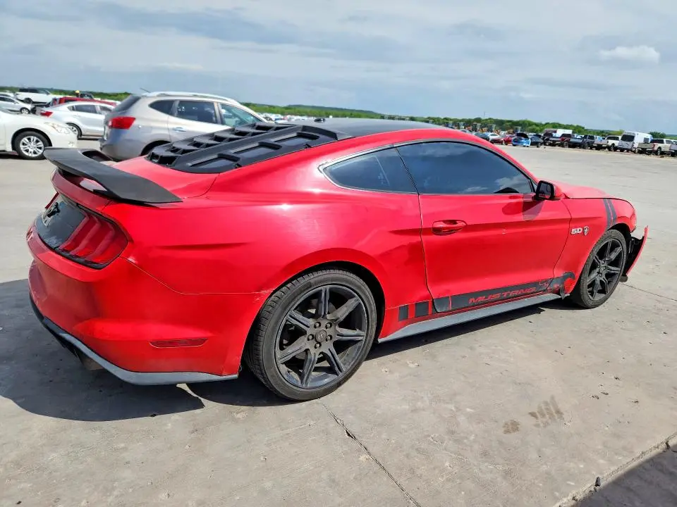 2019 FORD MUSTANG   
