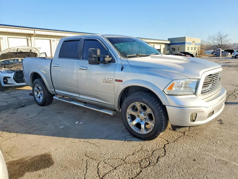 2016 RAM 1500 LARAMIE  
