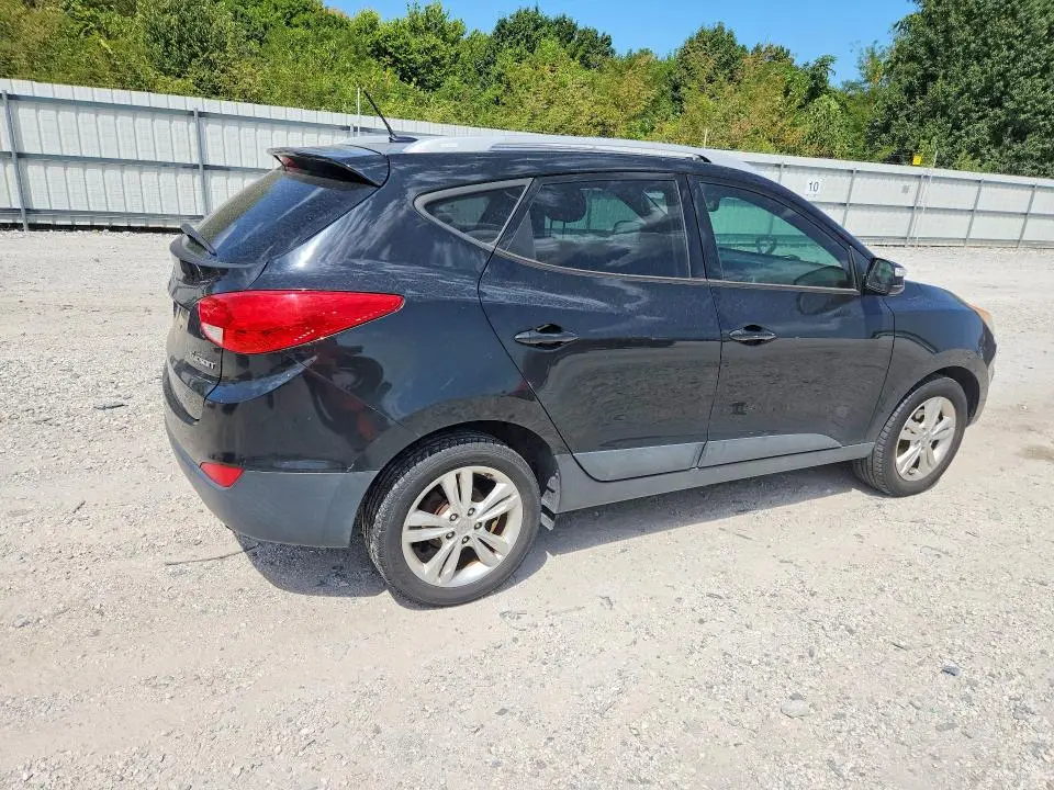 2013 HYUNDAI TUCSON GLS  
