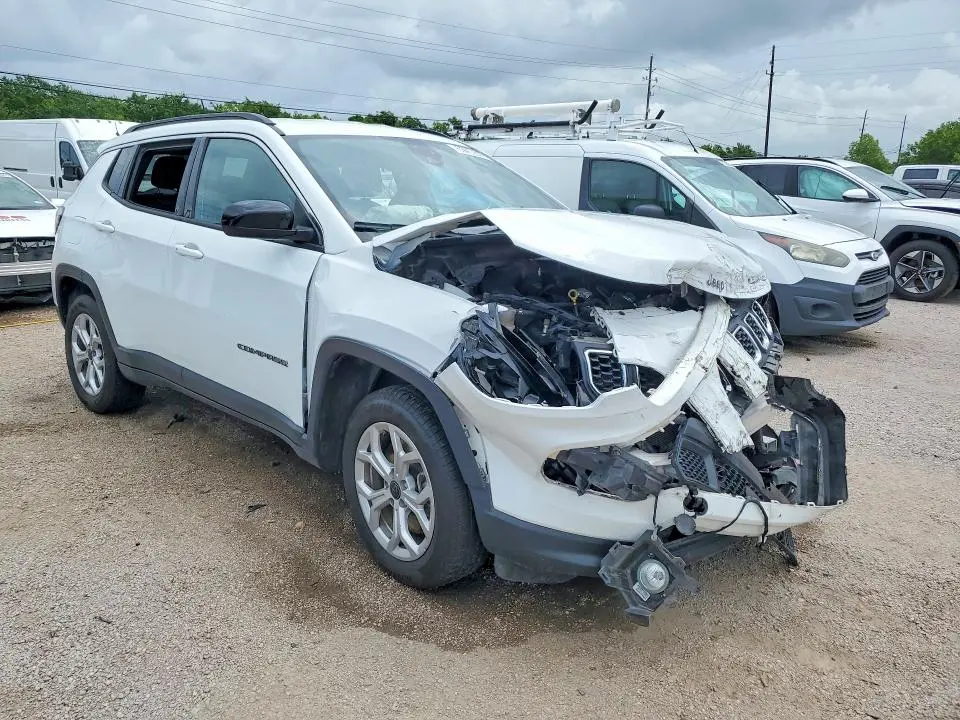 2025 JEEP COMPASS LATITUDE  