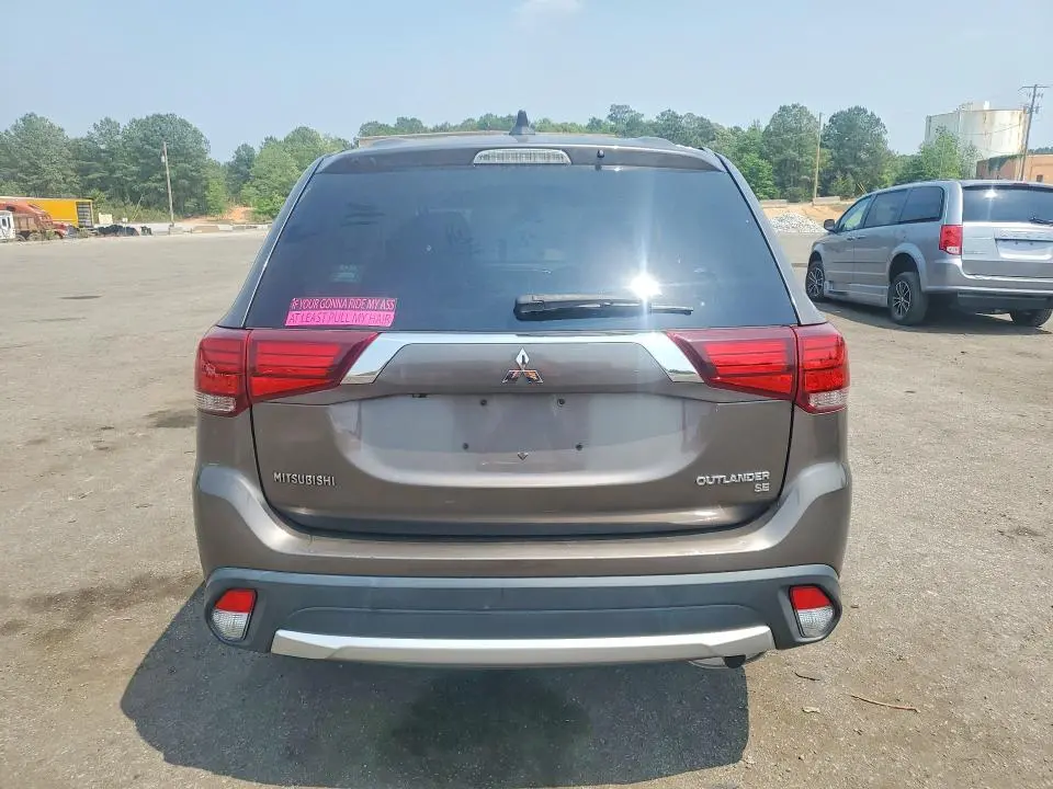 2017 MITSUBISHI OUTLANDER SE  