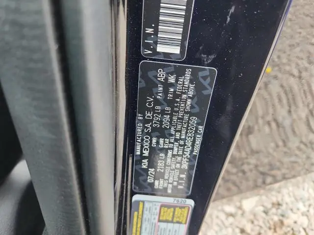2024 KIA FORTE GT LINE  