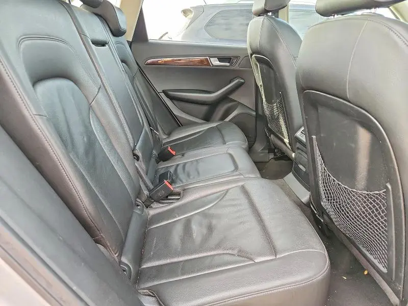 2010 AUDI Q5 PREMIUM PLUS  