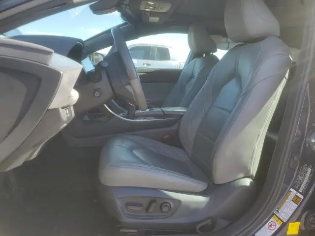 2019 TOYOTA AVALON XLE  