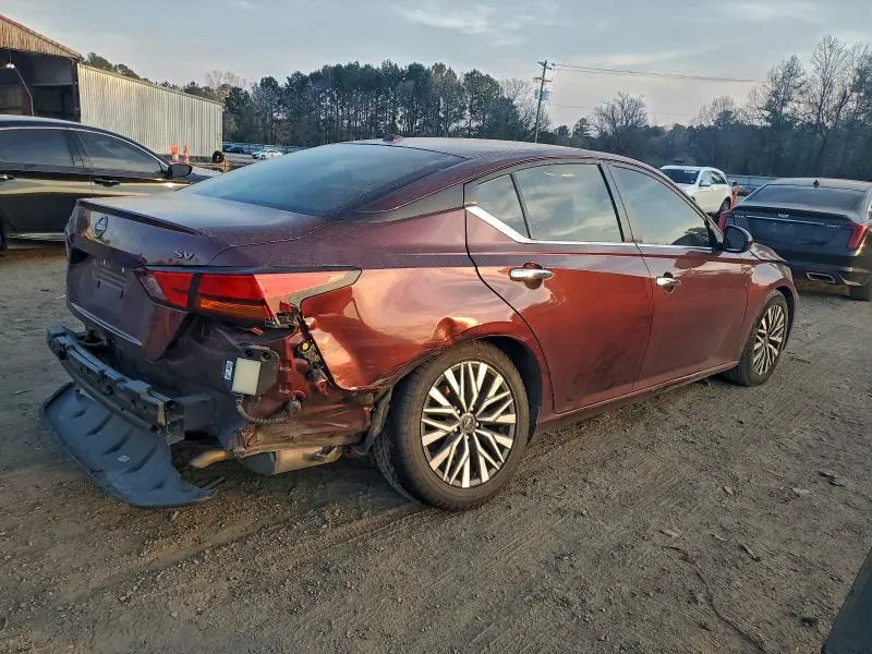 2023 NISSAN ALTIMA SV  