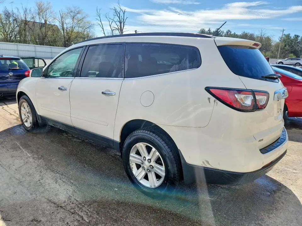 2013 CHEVROLET TRAVERSE LT  