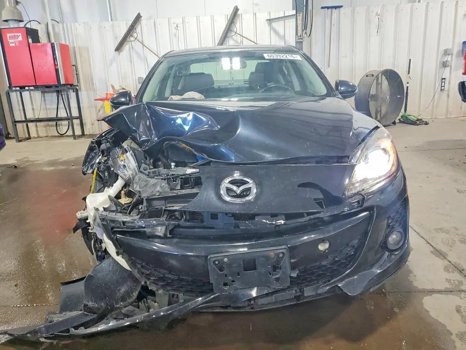 2013 MAZDA 3 I  