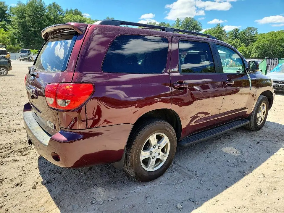 2011 TOYOTA SEQUOIA SR5  