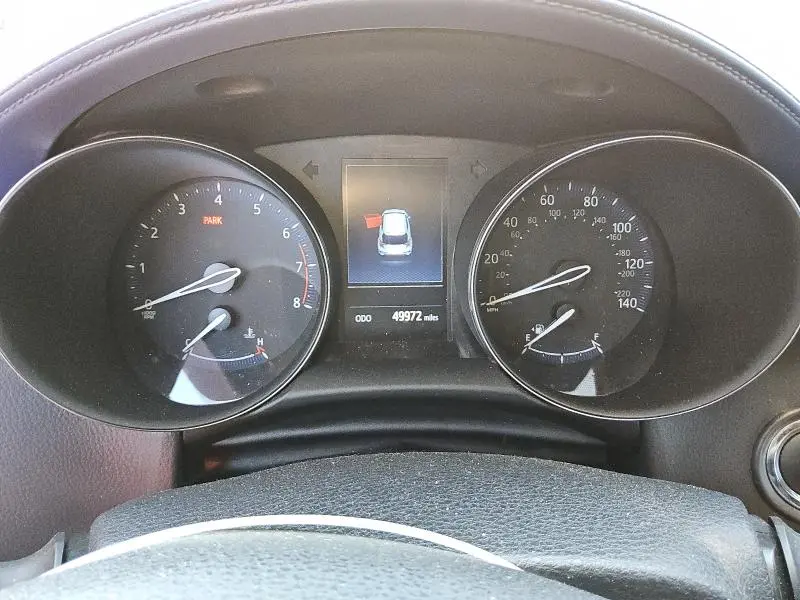 2022 TOYOTA C-HR XLE  