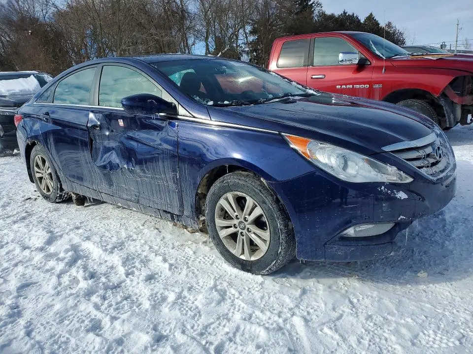 2013 HYUNDAI SONATA GLS  