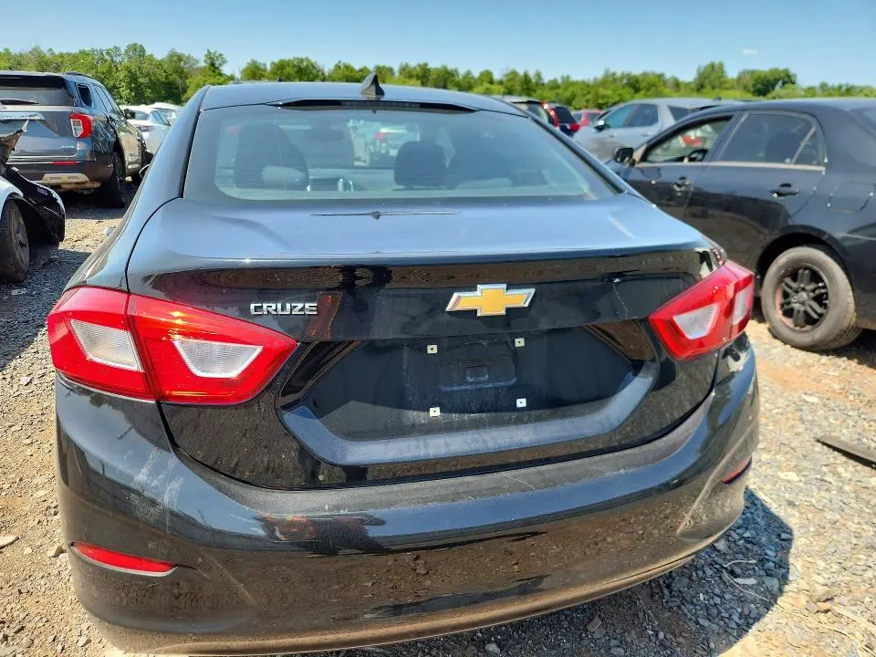 2019 CHEVROLET CRUZE LS  
