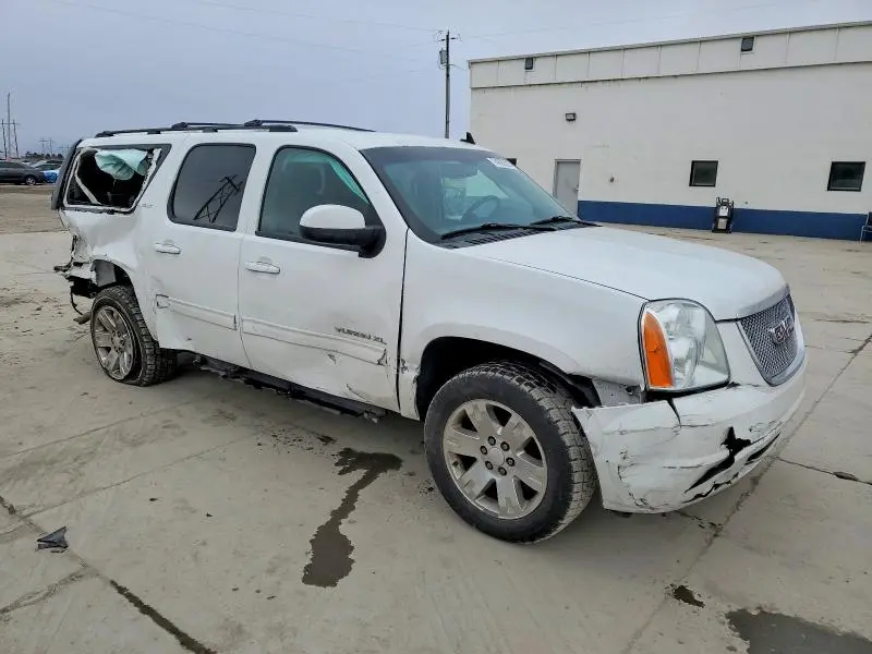 2013 GMC YUKON XL K1500 SLT  