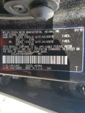 2019 TOYOTA HIGHLANDER SE  