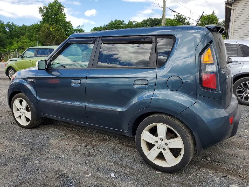 2010 KIA SOUL +  