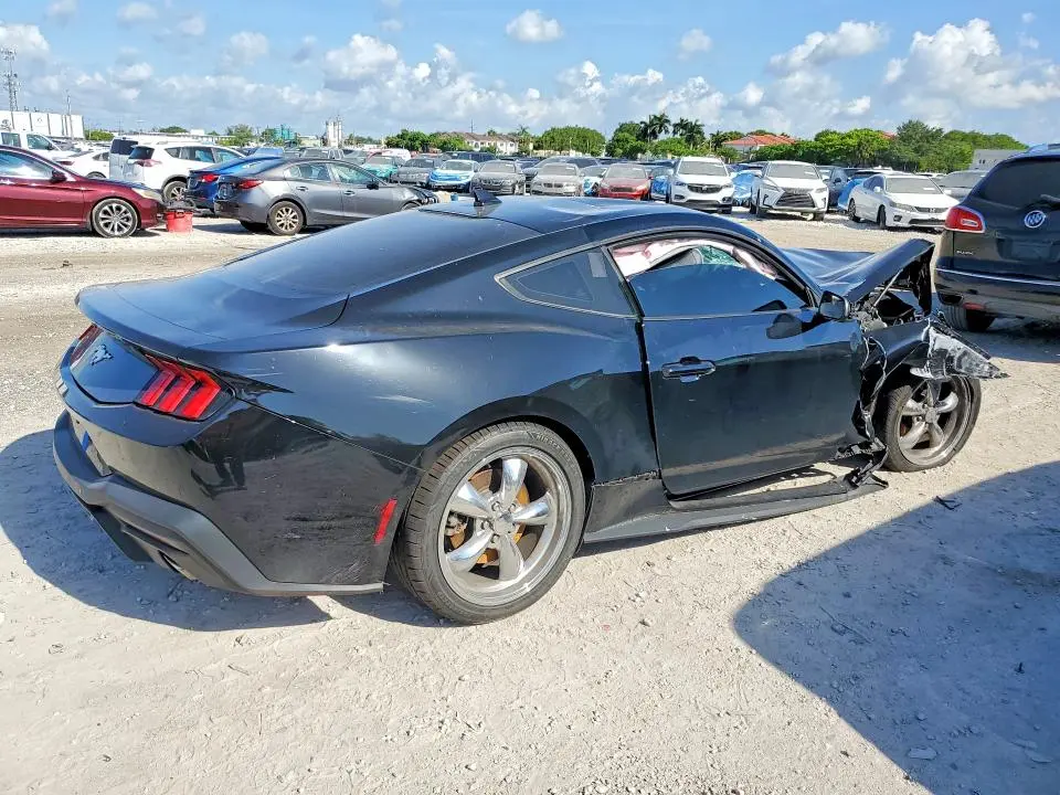 2024 FORD MUSTANG   
