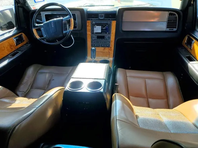 2011 LINCOLN NAVIGATOR L  