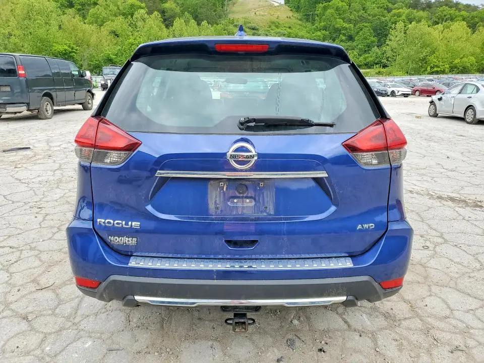 2018 NISSAN ROGUE S  