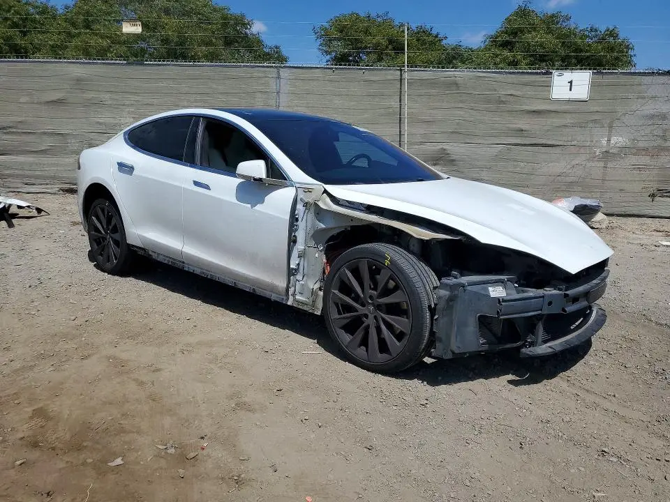 2020 TESLA MODEL S   