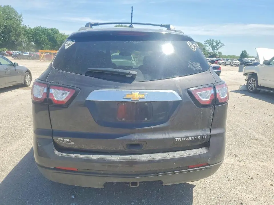 2015 CHEVROLET TRAVERSE LT  