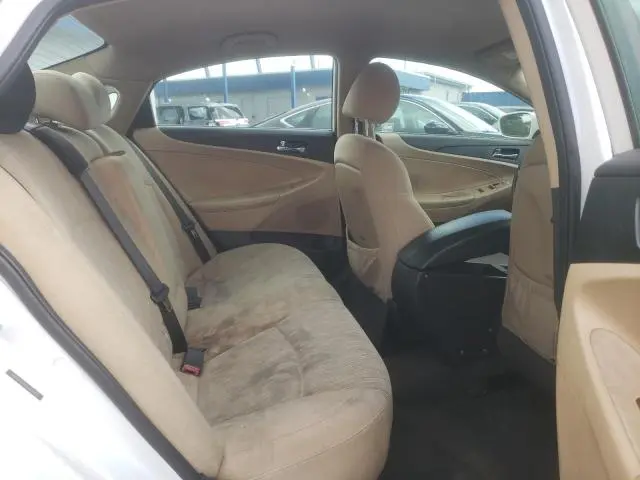 2012 HYUNDAI SONATA GLS  