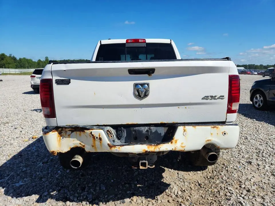 2014 RAM 1500 SPORT  