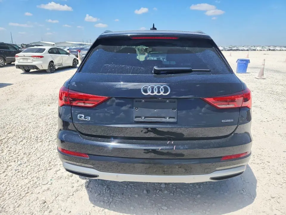 2019 AUDI Q3 PREMIUM  