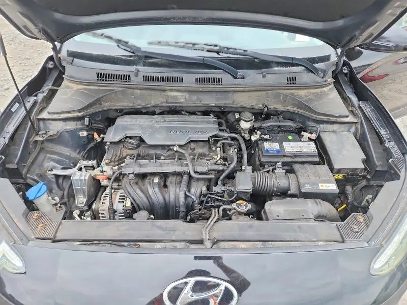 2022 HYUNDAI KONA SE  