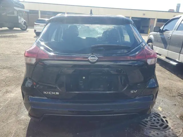 2024 NISSAN KICKS SV  
