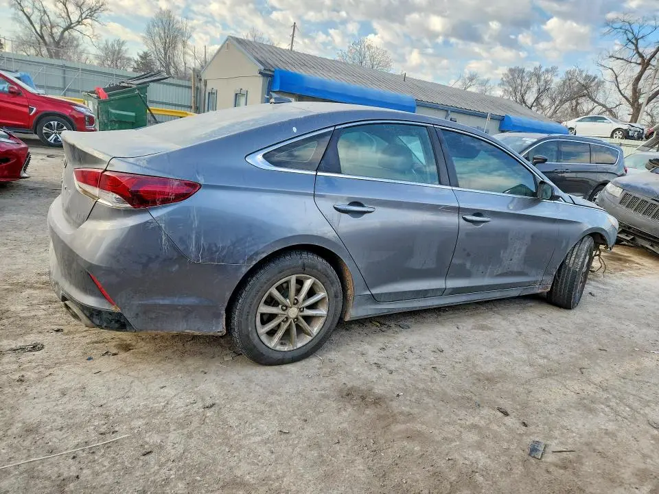 2019 HYUNDAI SONATA SE  
