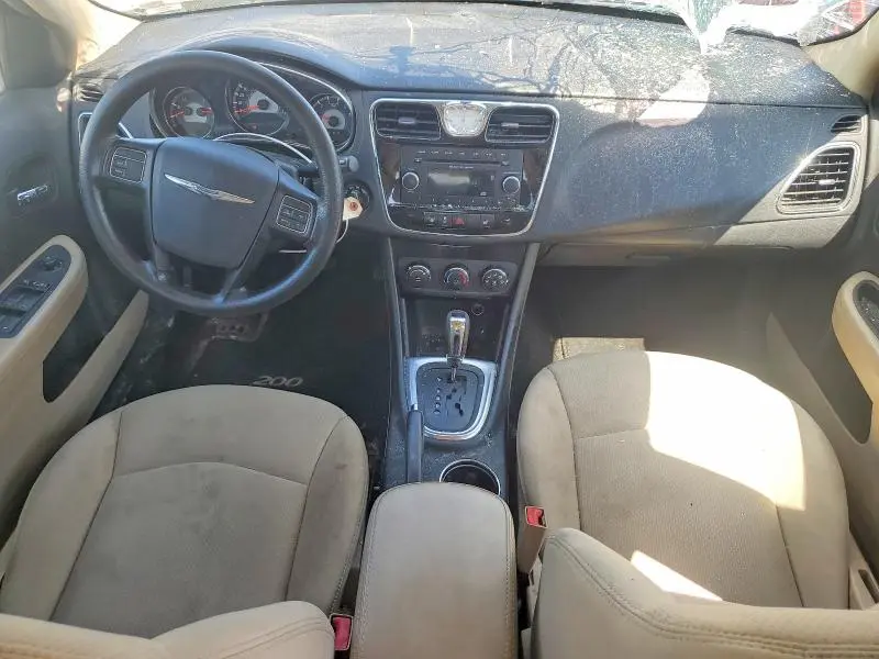2013 CHRYSLER 200 LX  
