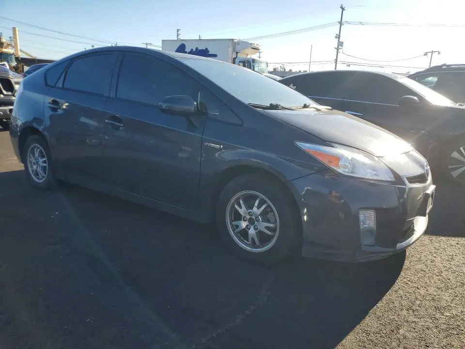 2011 TOYOTA PRIUS TWO  