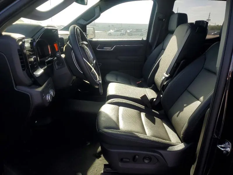 2026 GMC SIERRA C1500 SLT  