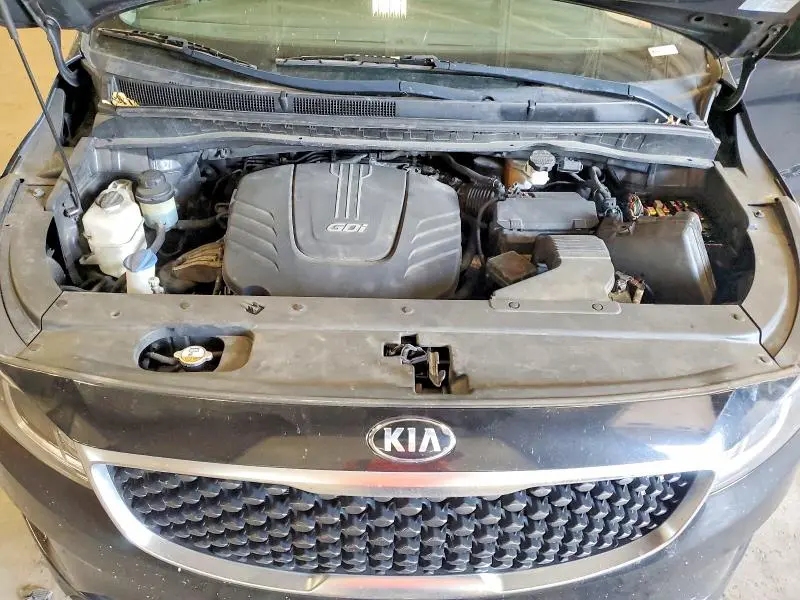 2016 KIA SEDONA LX  