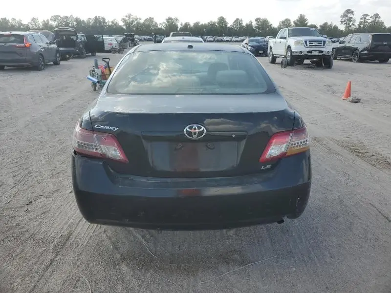 2011 TOYOTA CAMRY BASE  