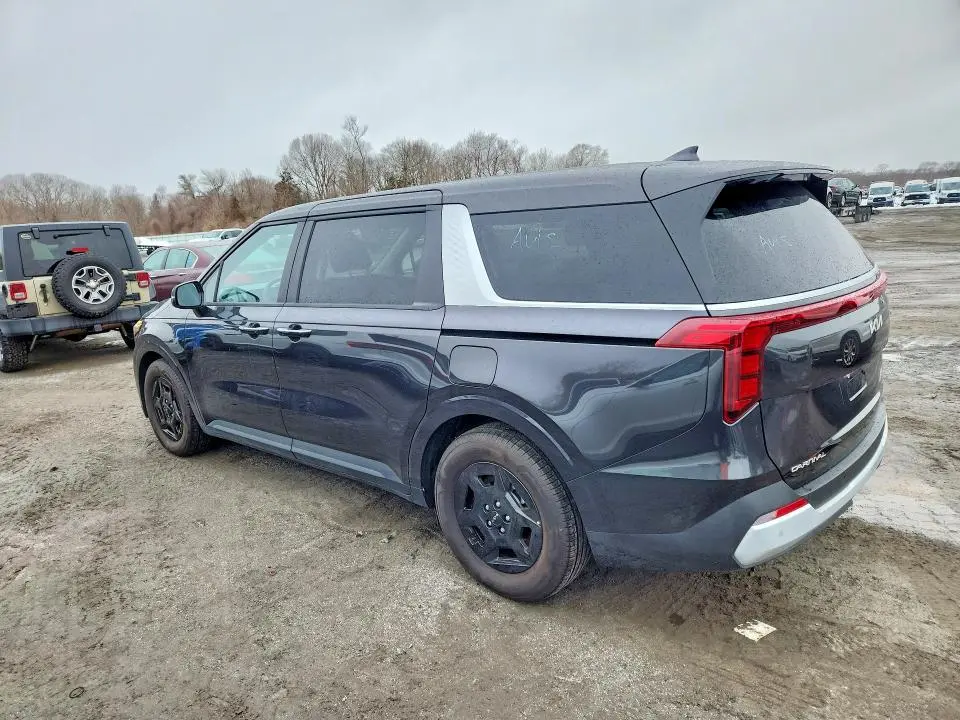 2025 KIA CARNIVAL LX  