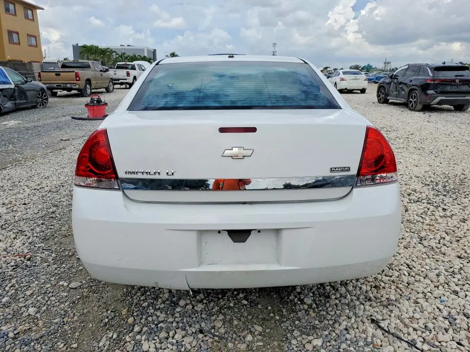 2011 CHEVROLET IMPALA LT  