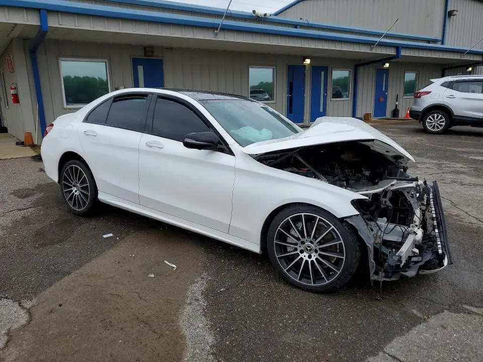 2020 MERCEDES-BENZ C 300  