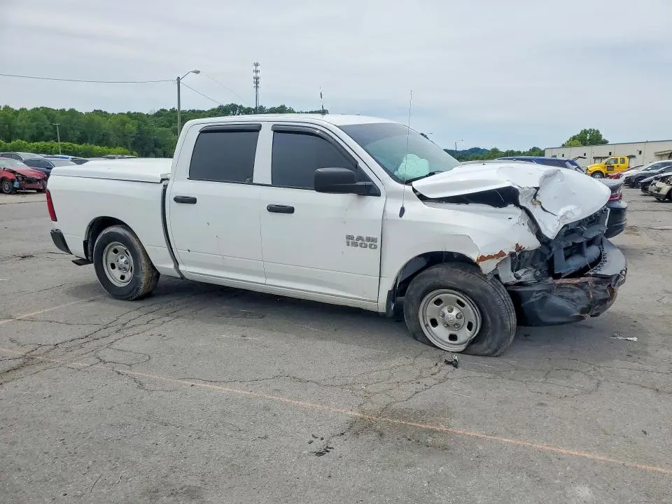 2016 RAM 1500 ST  