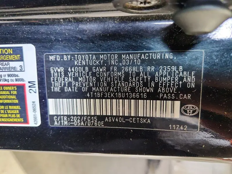 2011 TOYOTA CAMRY SE  