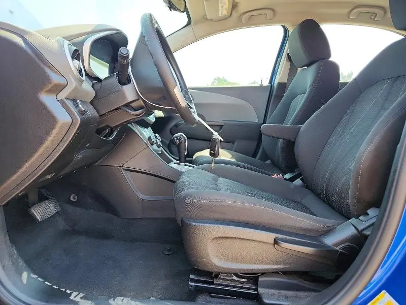 2018 CHEVROLET SONIC LT  