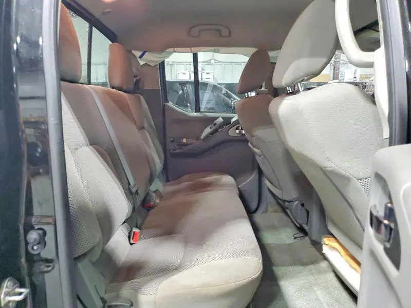 2018 NISSAN FRONTIER SV  