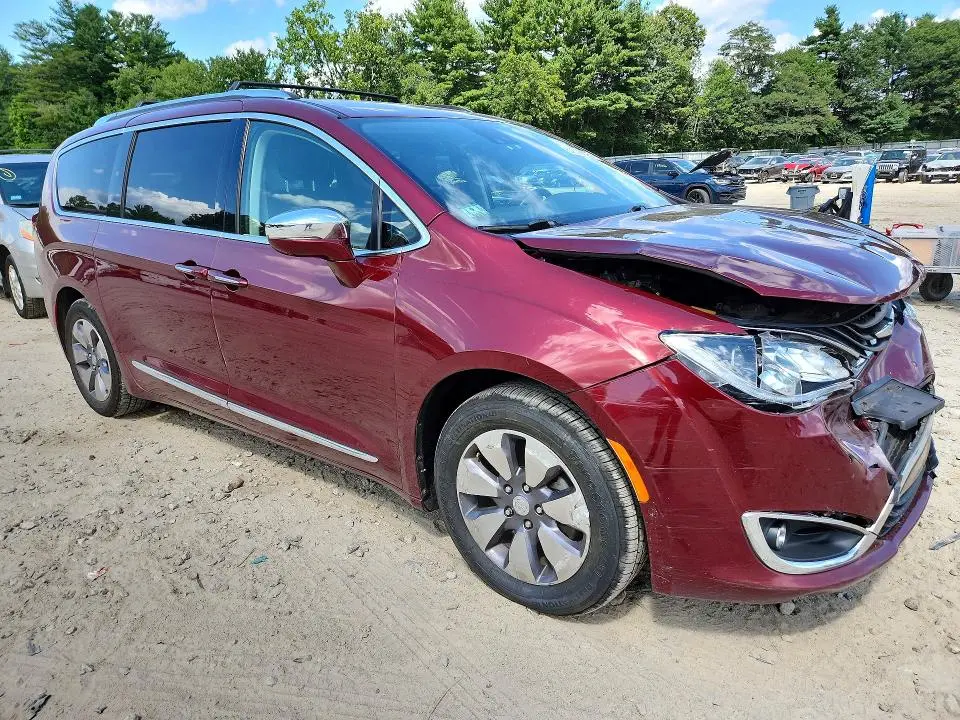 2019 CHRYSLER PACIFICA HYBRID LIMITED  