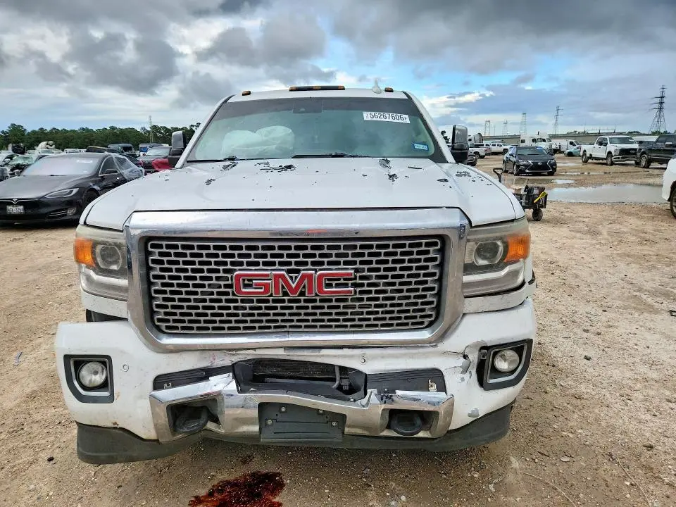 2015 GMC SIERRA K2500 DENALI  