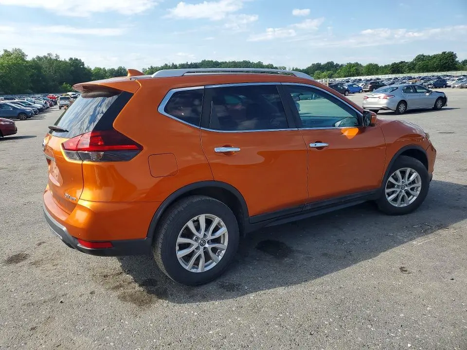 2018 NISSAN ROGUE SV  